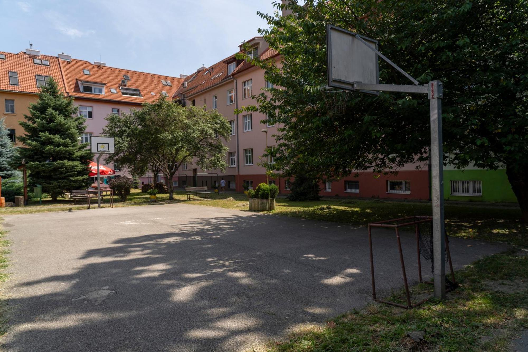 Business & Family Apartment Letna Кошице Экстерьер фото